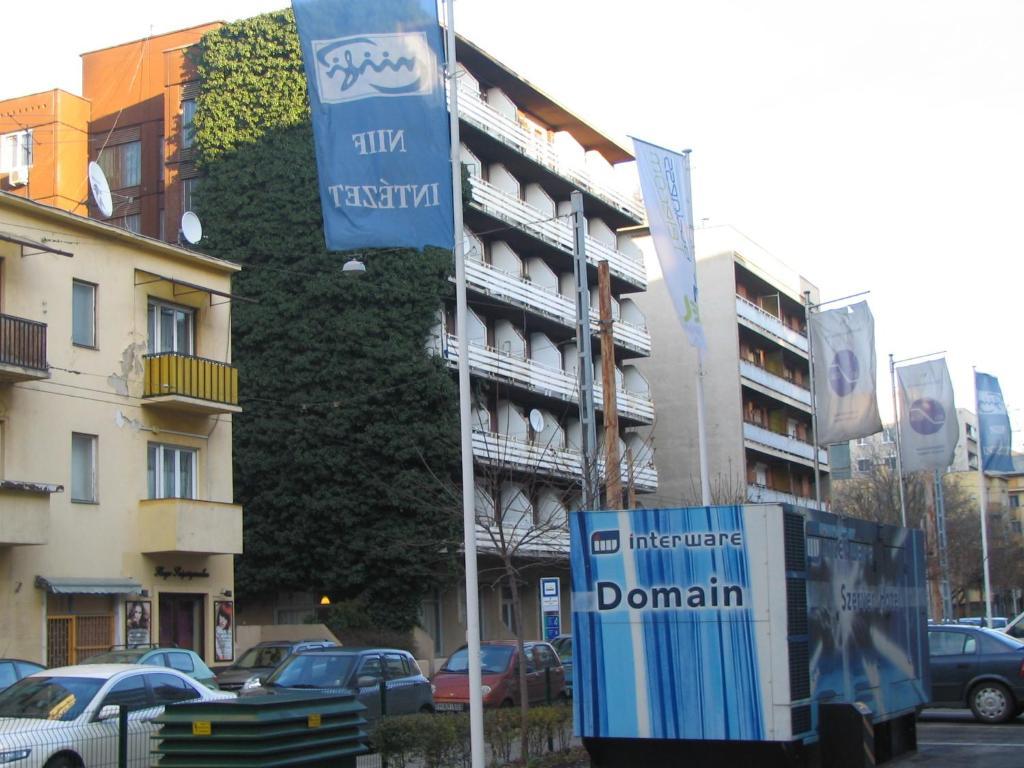Apartments Leslie Budapest Bagian luar foto