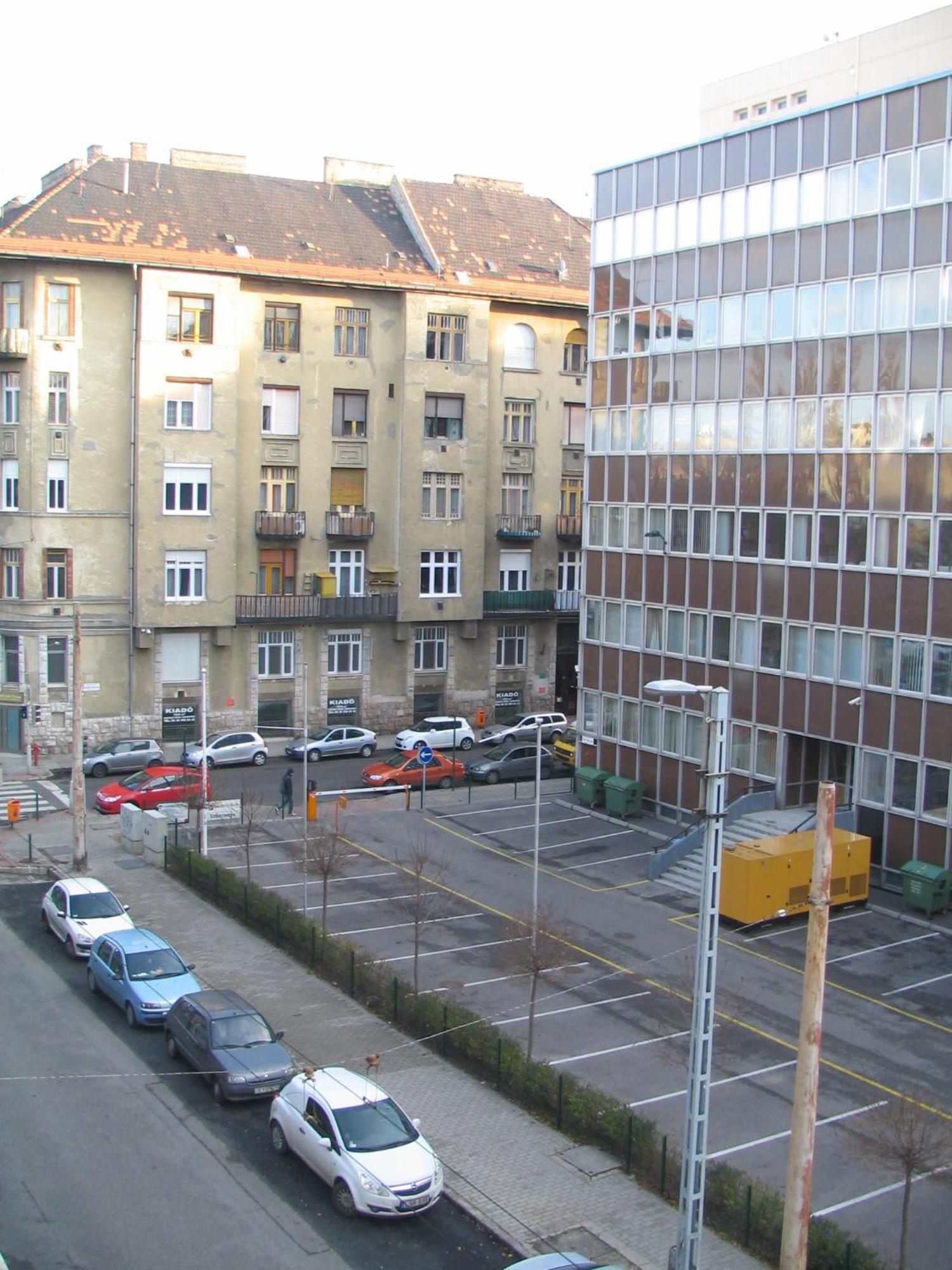 Apartments Leslie Budapest Bagian luar foto