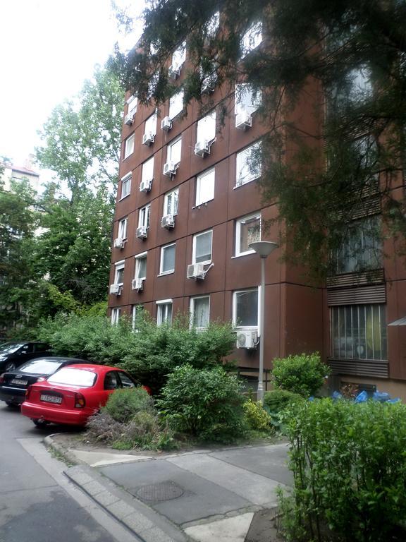 Apartments Leslie Budapest Bagian luar foto
