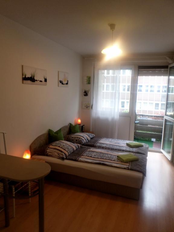 Apartments Leslie Budapest Bagian luar foto