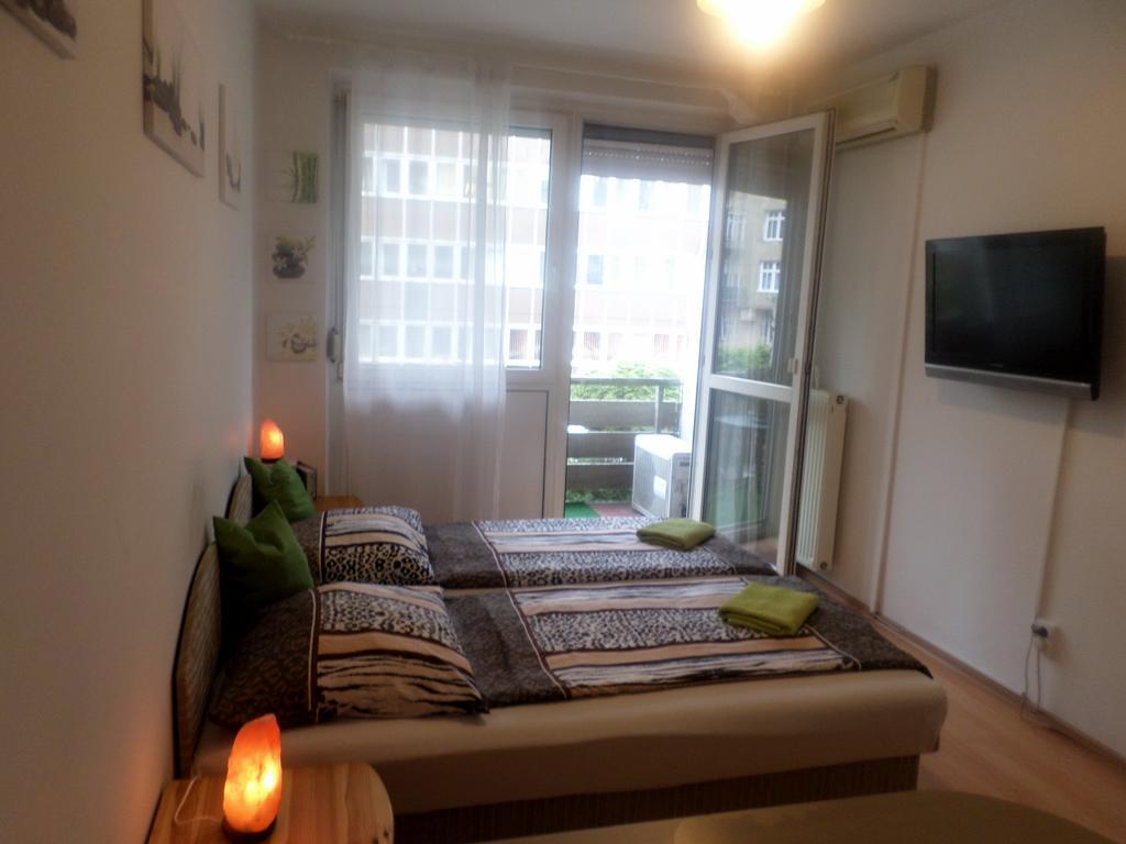 Apartments Leslie Budapest Bagian luar foto